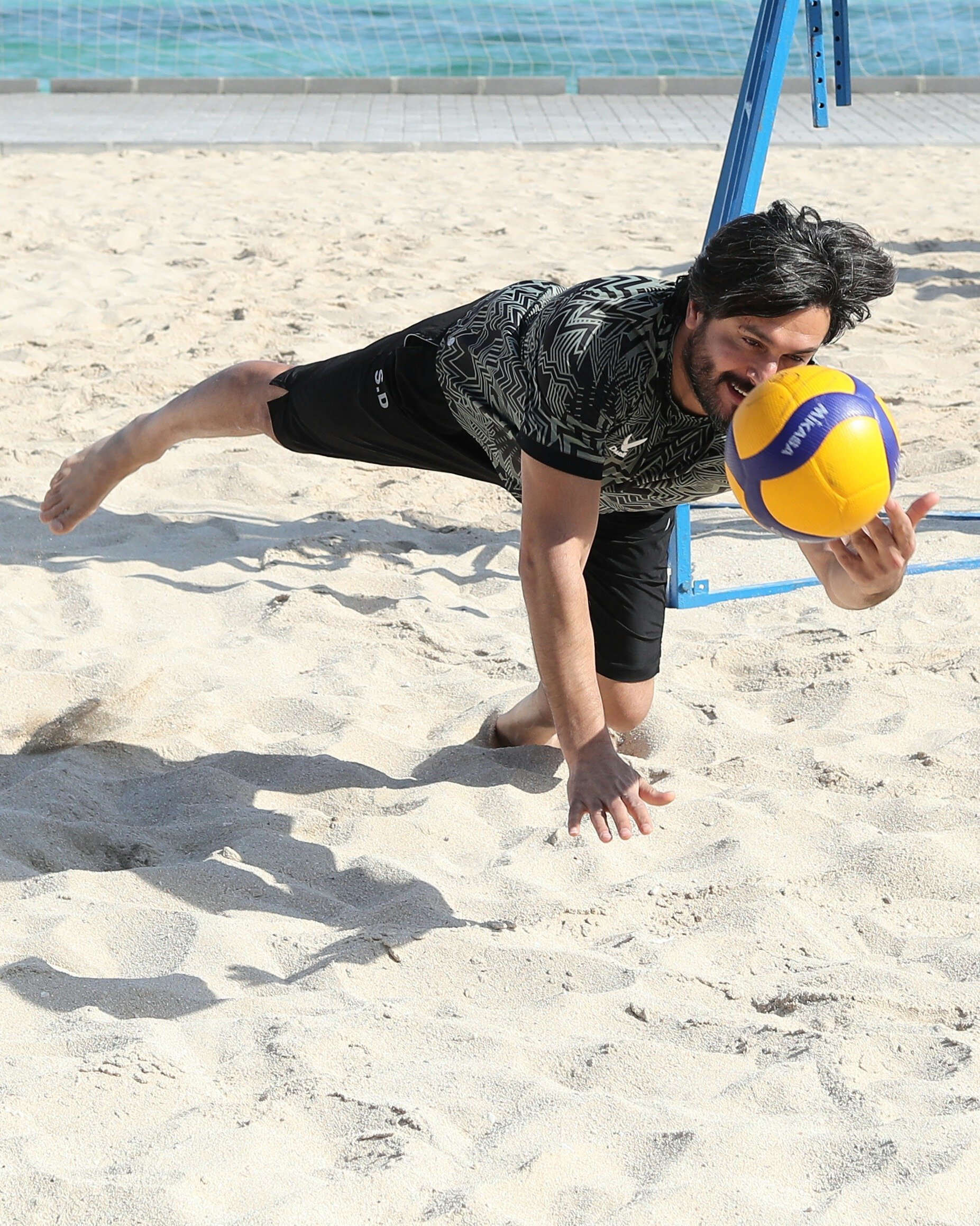 دقیقی و کمک‌ها ساحلی‌باز شدند!