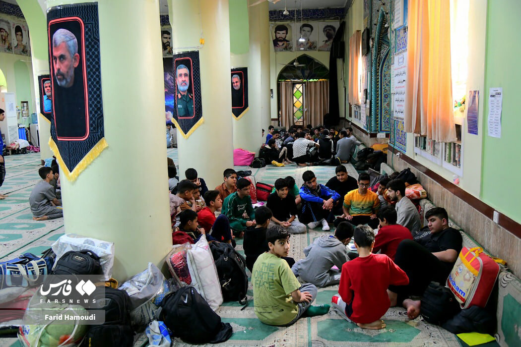 آیین معنوی اعتکاف در مساجد آبادان