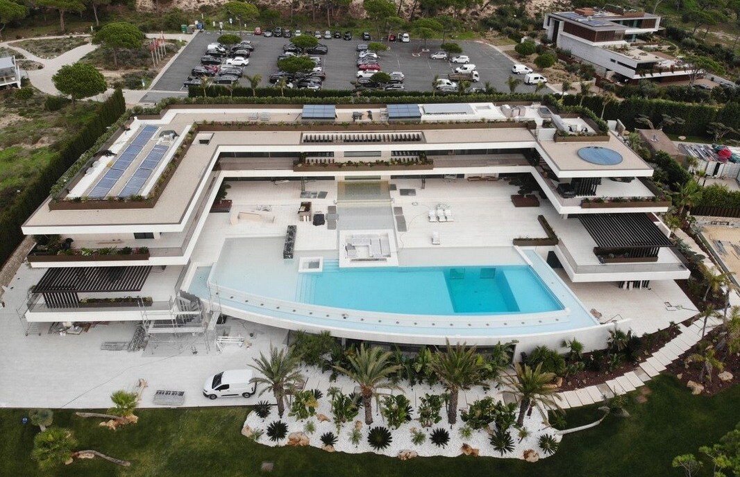 برنامه رونالدو برای دوران بازنشستگی؛ اقامت در عمارتی فوق‌لوکس