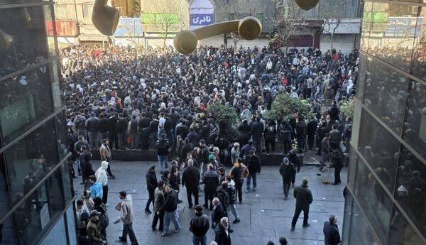 چرا اعتراض‌ها به حاشیه می‌روند؟