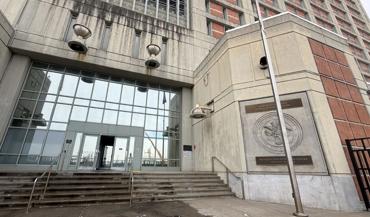 انتقال مادورو و همسرش به زندان مشهور و بدنام+ ویدئو و جزئیات | گزارش آکسیوس