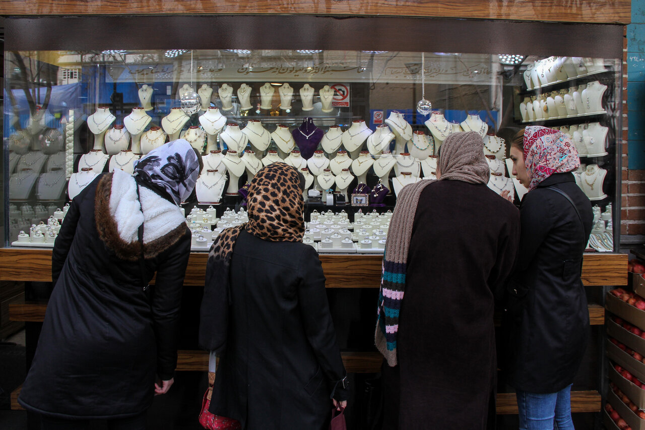 تاثیر سقوط مادورو بر بازار طلا | پیش بینی بازار طلا پس از اتفاقات اخیر