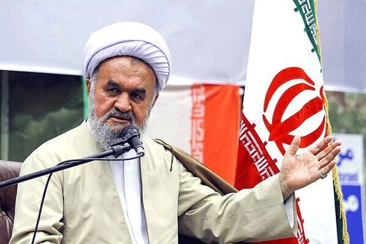 شمشیر ما دشمن را ضربهفنی میکند