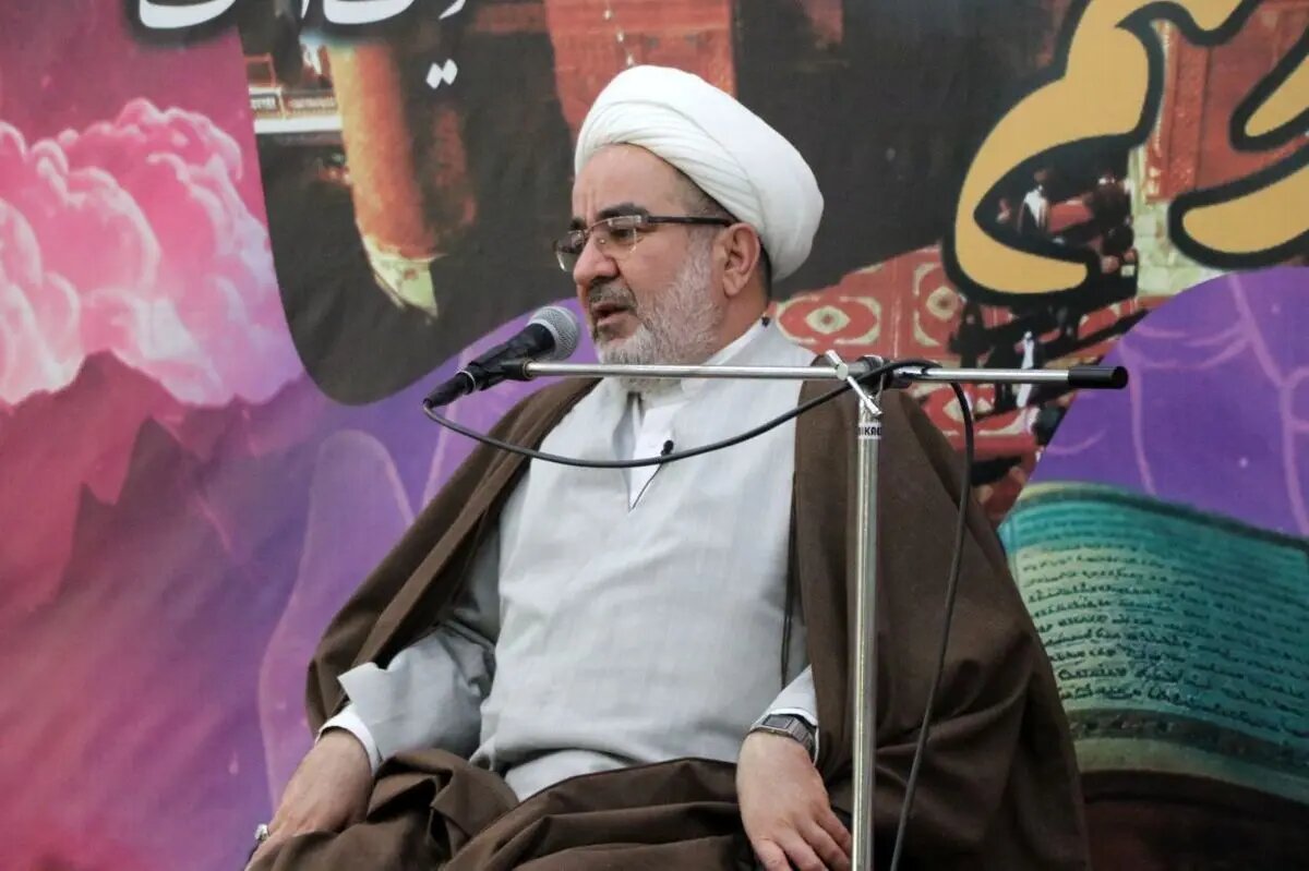 اعتکاف فرصتی برای تقویت معنویت و الگویی برای استمرار ارزش‌های اخلاقی است