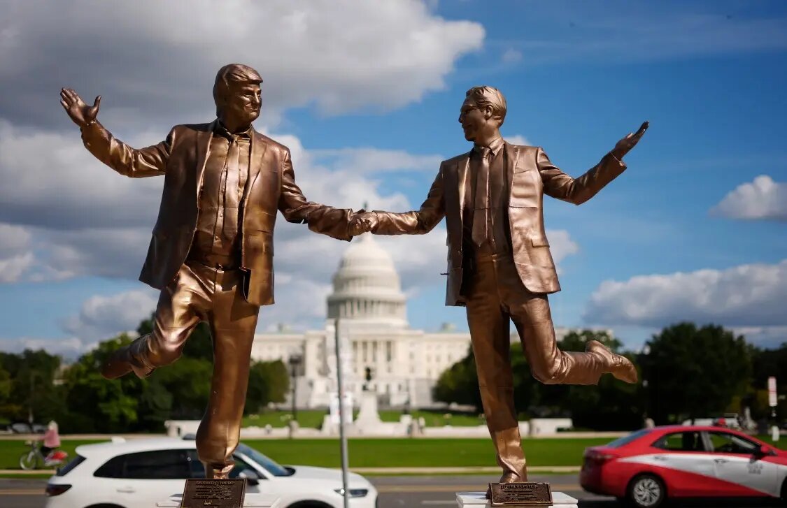 گزارشی تصویری‌تحلیلی از هنر اعتراض در آمریکا ۲۰۲۵/ نه به «ترامپ»؛ حمایت از غزه و فلسطین