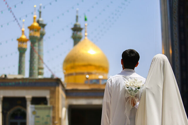 آغاز زندگی مشترک ۱۲۱ زوج جوان در اتاق عقد حرم بانوی کرامت