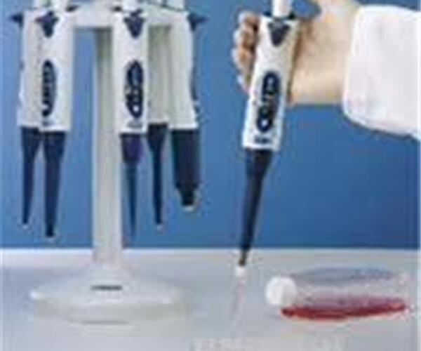 ژرمیناتور هوشمند ایرانی؛ پایش آنلاین شرایط رشد و آزمونهای دارویی بدون وابستگی خارجی