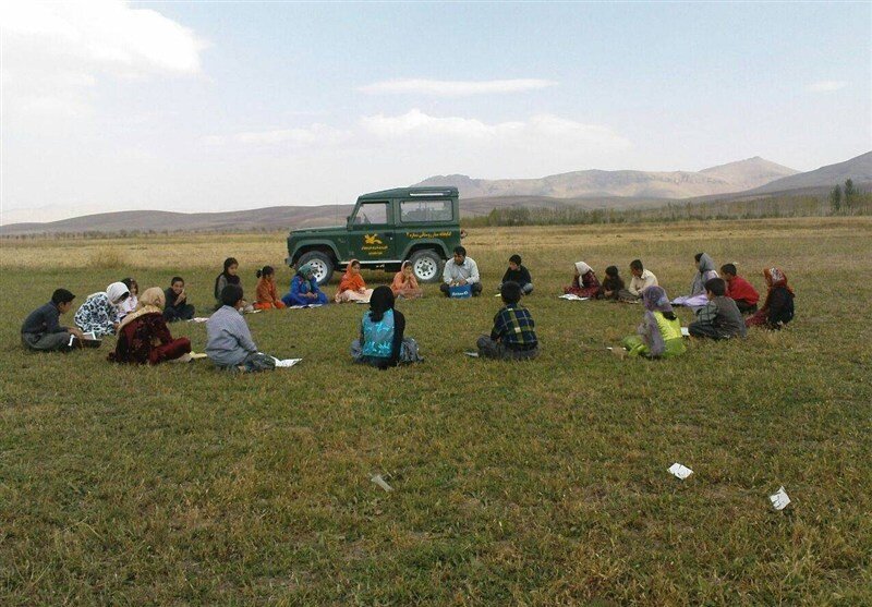 معجزه در کوههای دالامپر با کانکسی میان مرز ۳ کشور