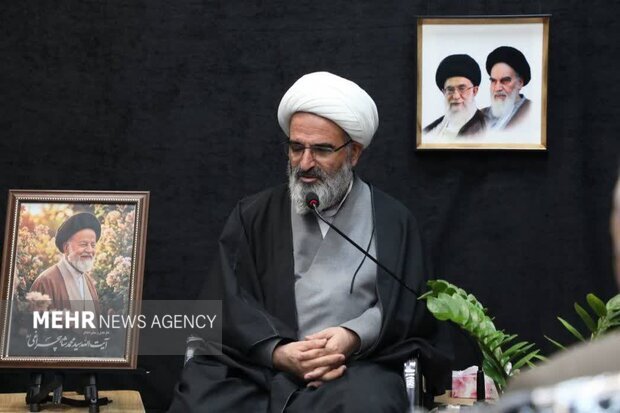 «سیره شهدا» محور برنامه‌های اعتکاف در استان سمنان باشد