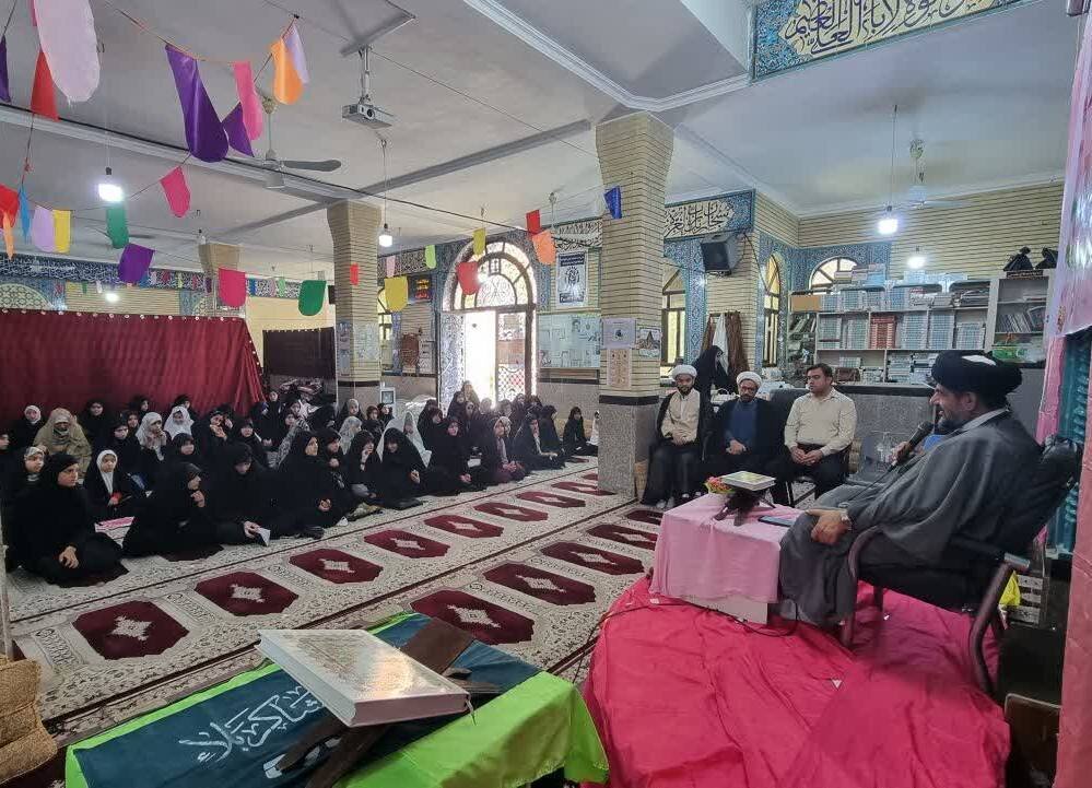 امام جمعه گناوه: اعتکاف فرصتی برای رسیدن به آرامش حقیقی است