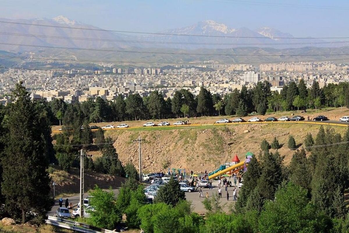 کاشت بیش از ۳۳ هزار نهال در بوستان سرخهحصار