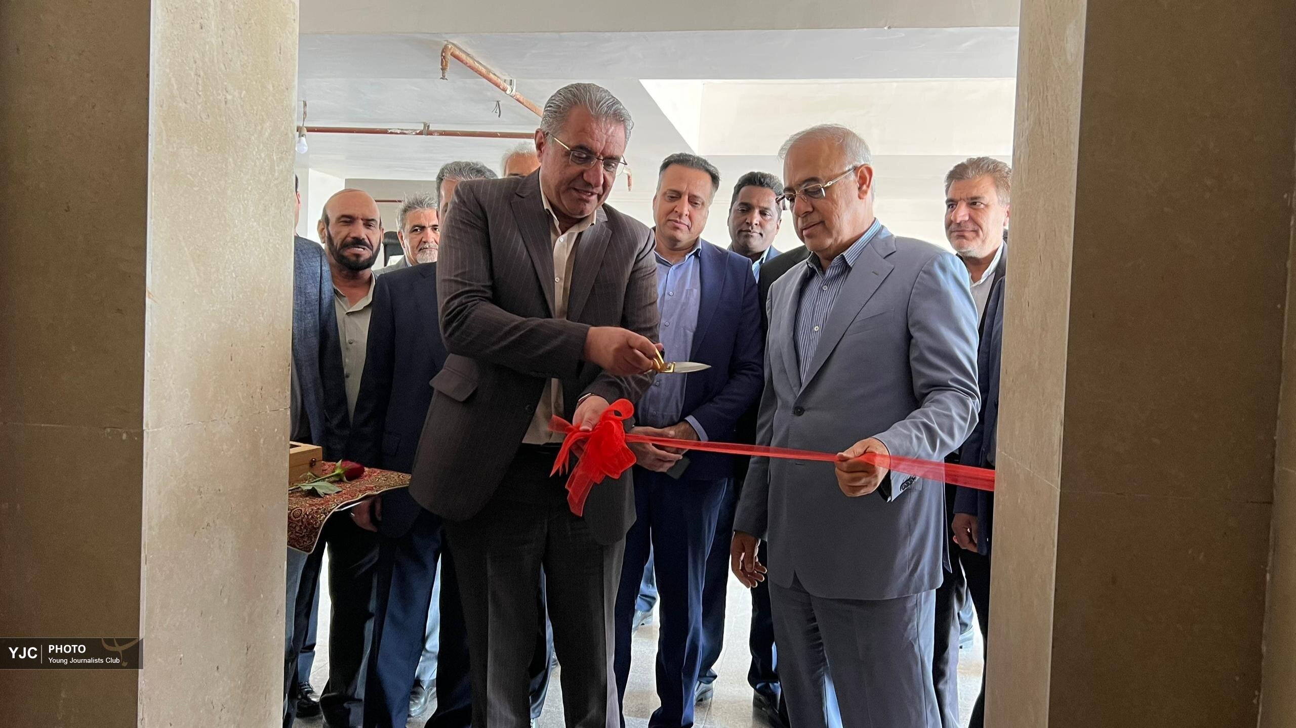 تأکید معاون وزیر تعاون بر لزوم ارتقای جایگاه مسکن کارگری هرمزگان