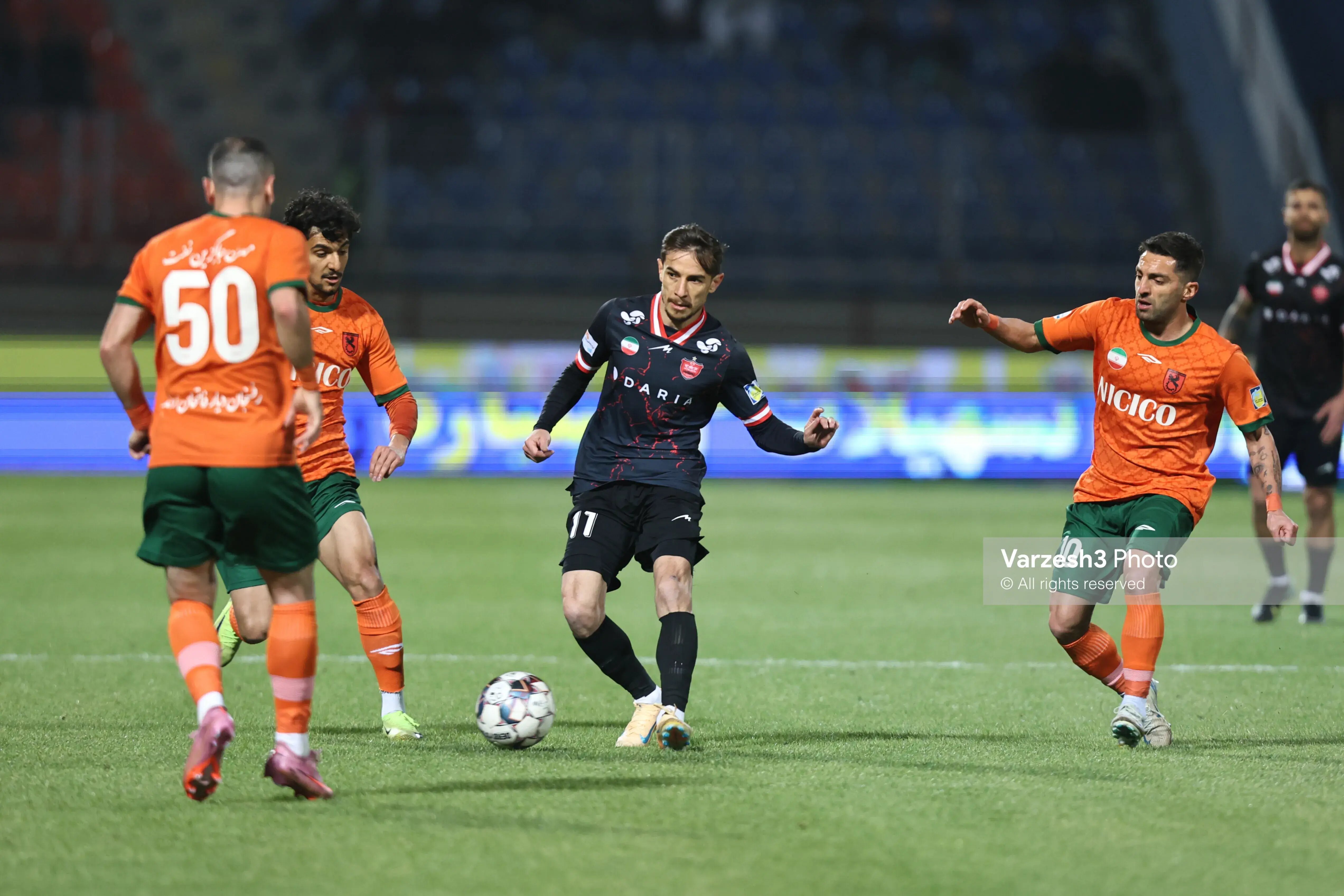 زنده؛ پوشش کامل نقل و انتقالات نیم فصل