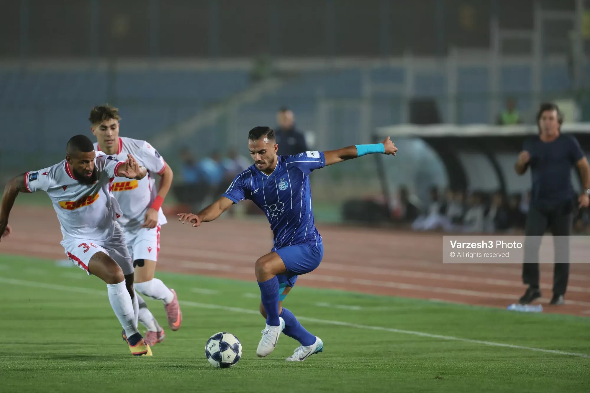 زنده؛ پوشش کامل نقل و انتقالات نیم فصل