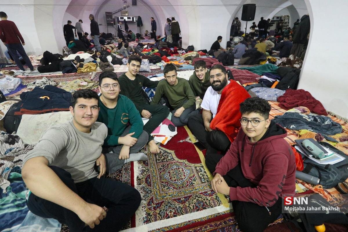 مراسم معنوی اعتکاف در مسجد جامع اصفهان