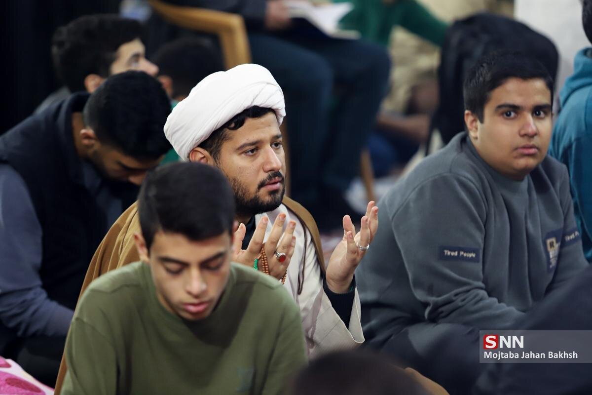 مراسم معنوی اعتکاف در مسجد جامع اصفهان