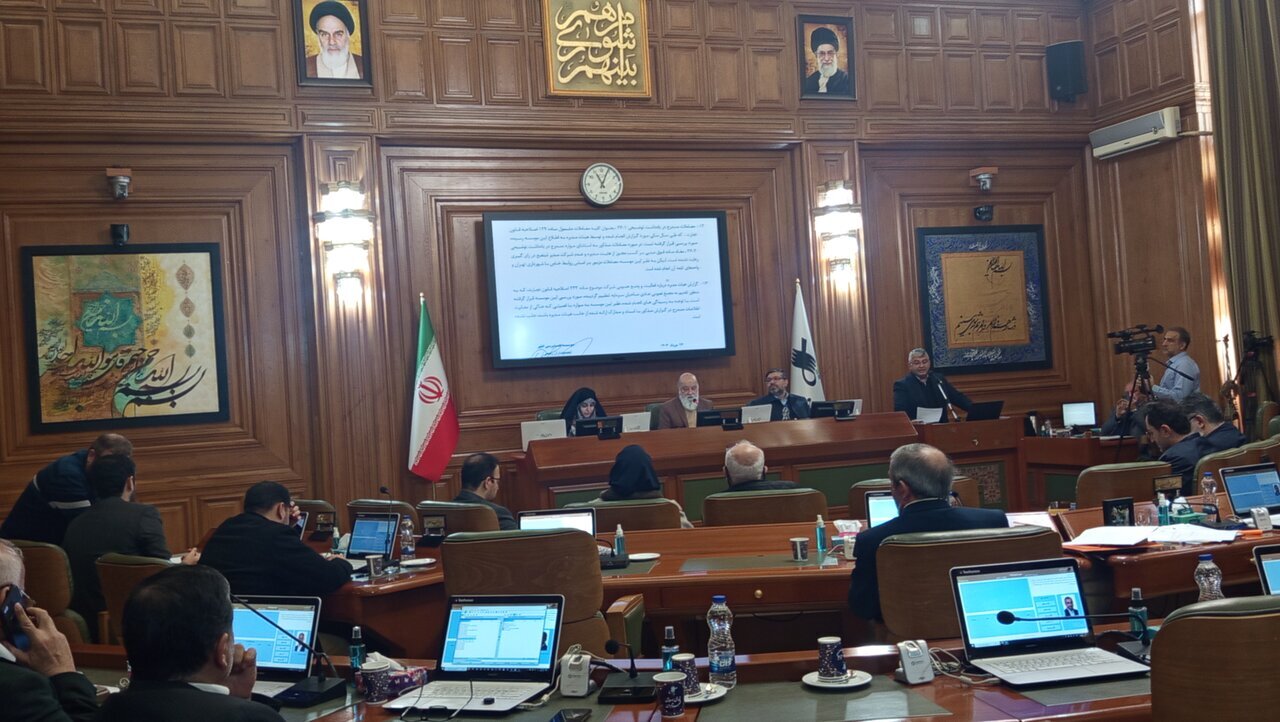 اسراف ۷۷۵ میلیاردی در مترو