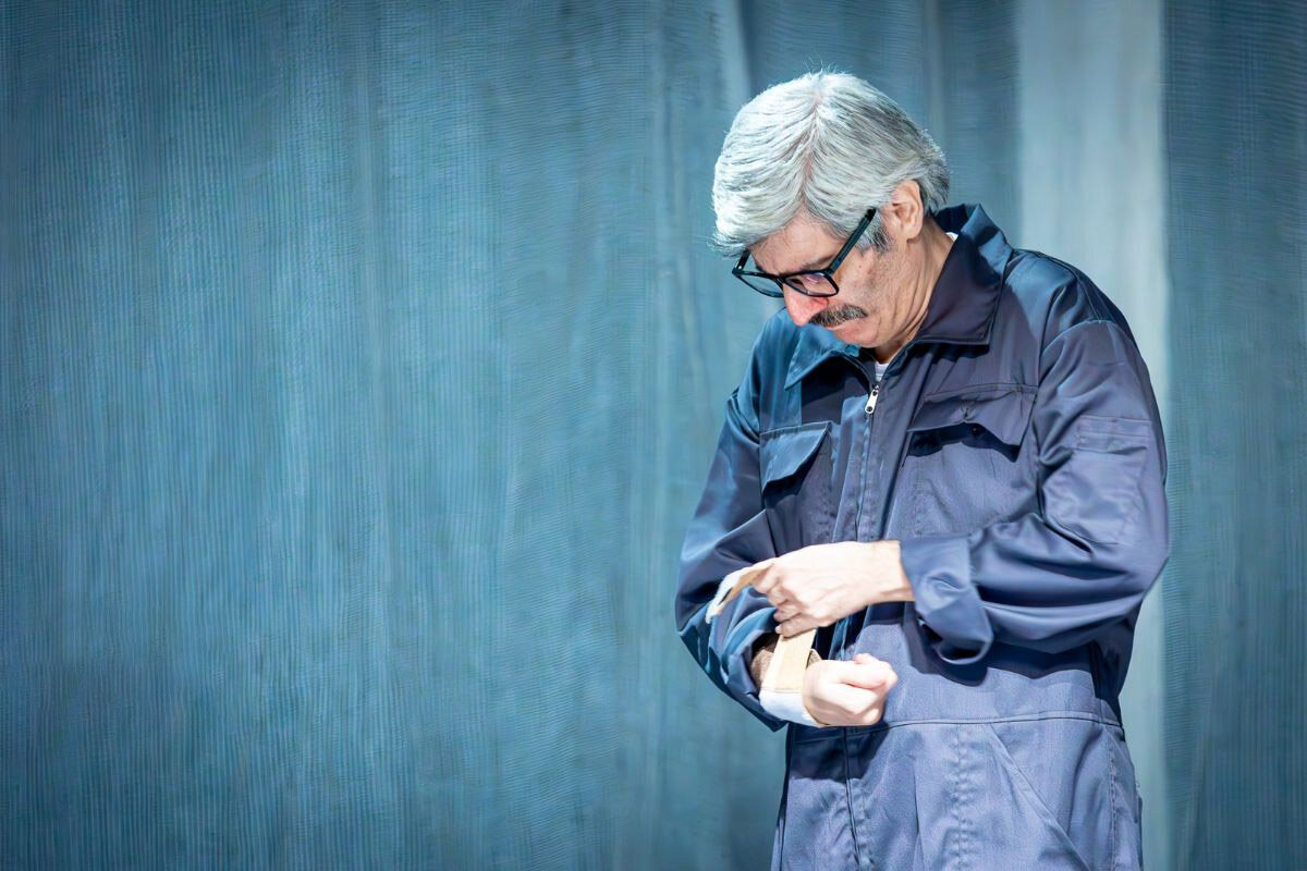 فرهاد آییش، الناز ‌حبیبی و وحید ‌آقاپور همچنان روی صحنه