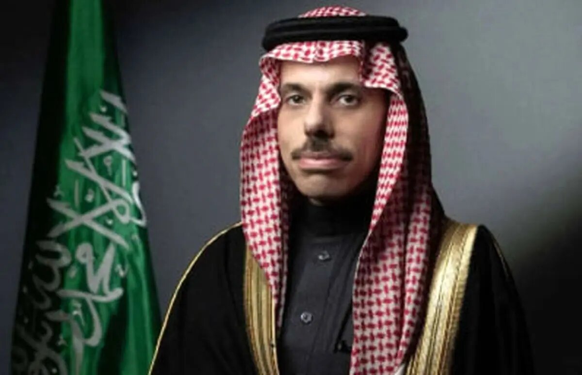 بن فرحان وارد قاهره شد