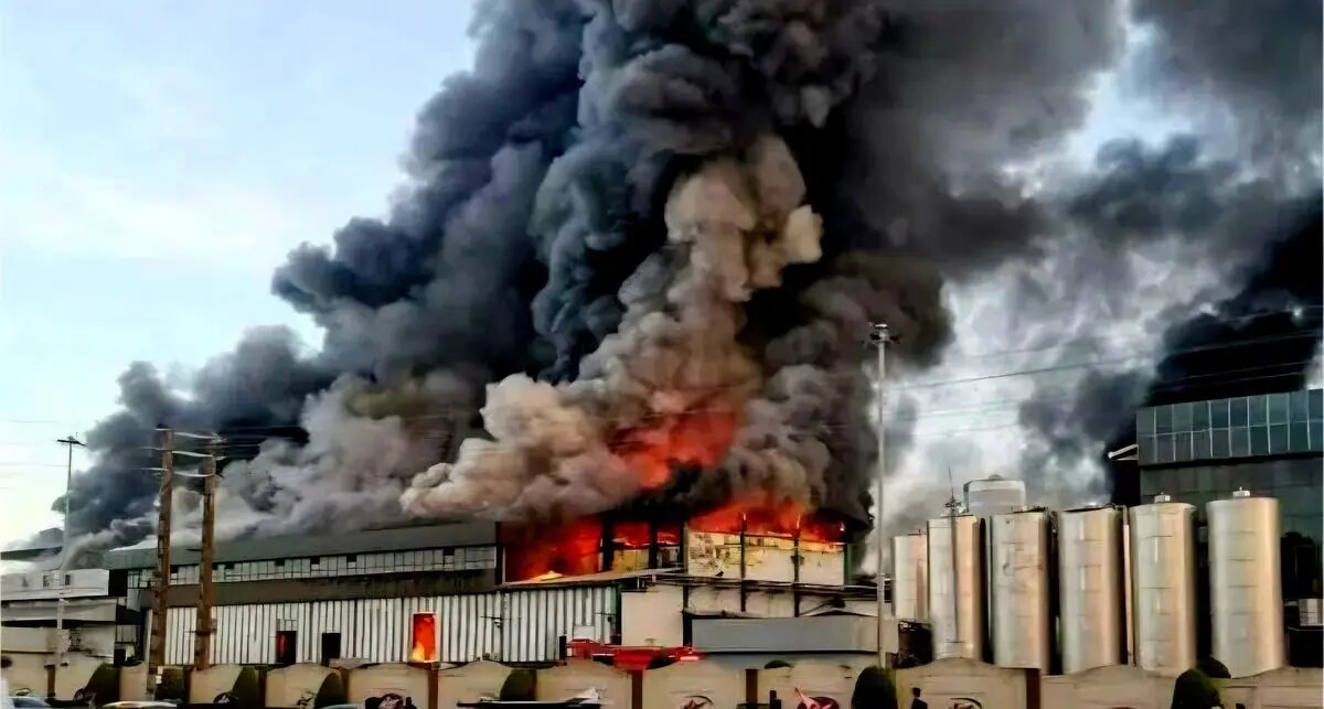 پیگیری معاون اول رئیس‌جمهور در پی آتش‌سوزی کارخانه کاله