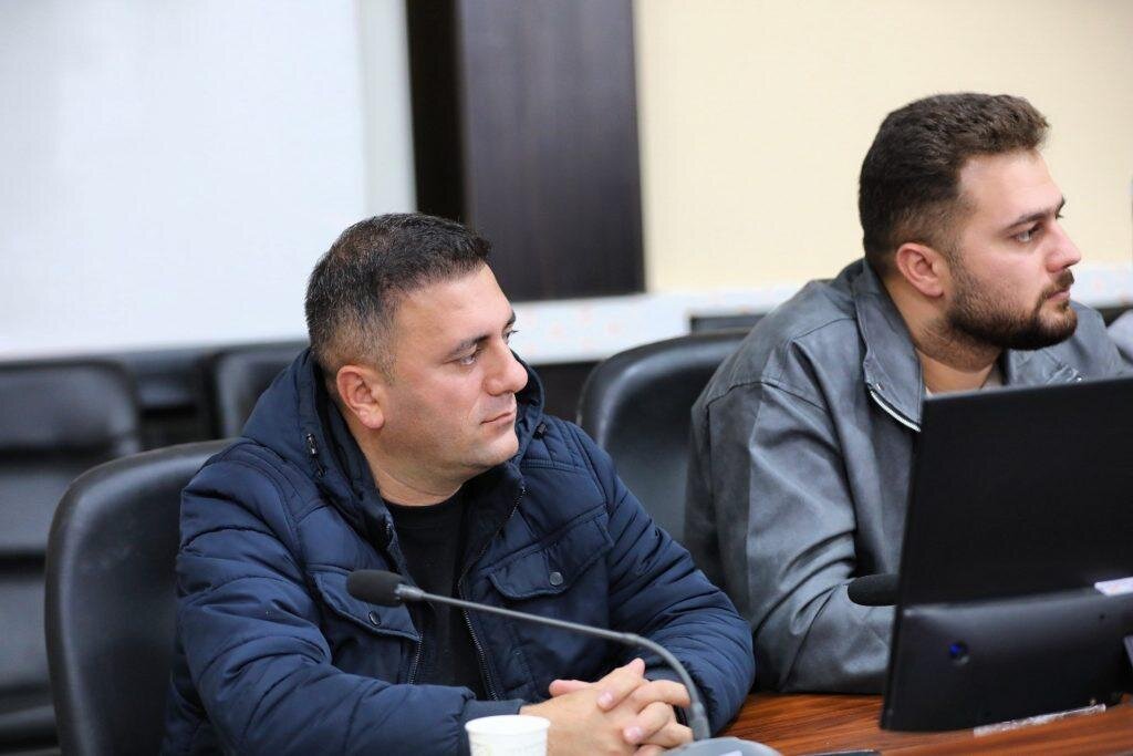 هم‌اندیشی فعالان بازار با مدیرعامل منطقه آزاد ماکو برای عبور از موانع