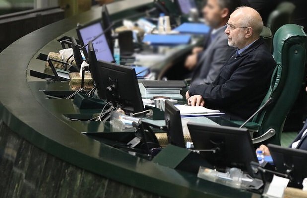 قالیباف سوال از رئیس‌جمهور را از ذوالنور تحویل نگرفت