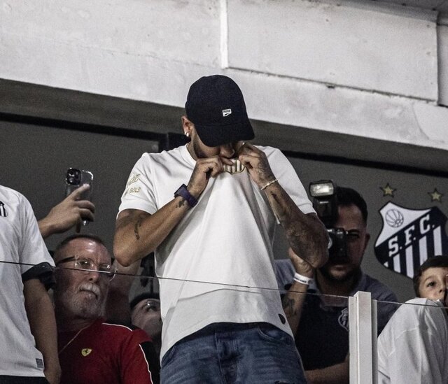 پدر نیمار: او کم آورد و به خداحافظی فکر کرد