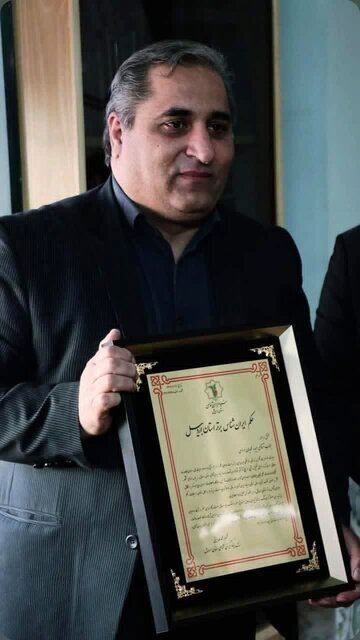 ایران‌شناس برتر اردبیل تشریح کرد: بازخوانی تاریخ مکتوب و مستندسازی هنر صحافی
