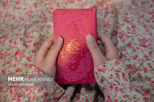 ۳ روز خلوت در شلوغی نوجوانی؛ روایت اعتکاف دختران دانش‌آموز در قوچان