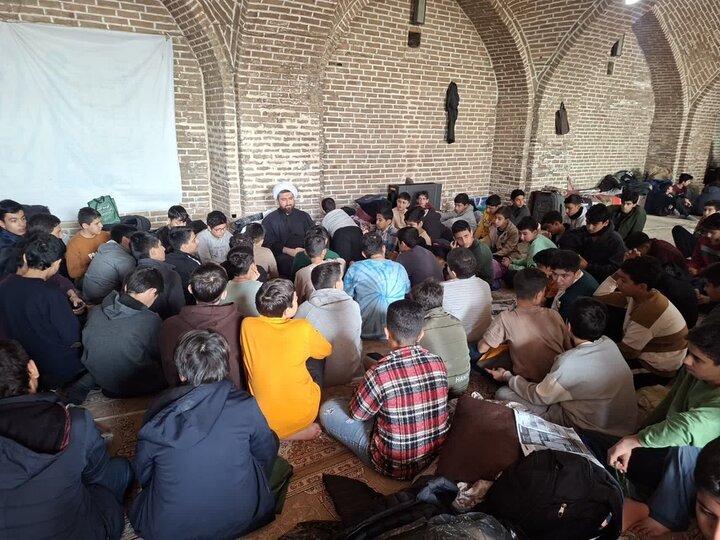 اعتکاف دانشآموزی قزوین؛ از خلوت با خدا تا بازتعریف سبک زندگی نوجوانان