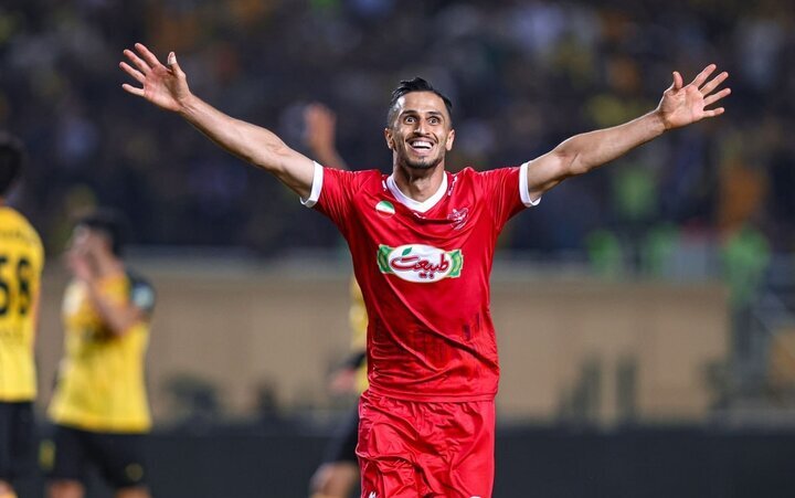توافق پرسپولیس با علی علیپور؛ تمدید با افزایش چشمگیر قرارداد گلزن