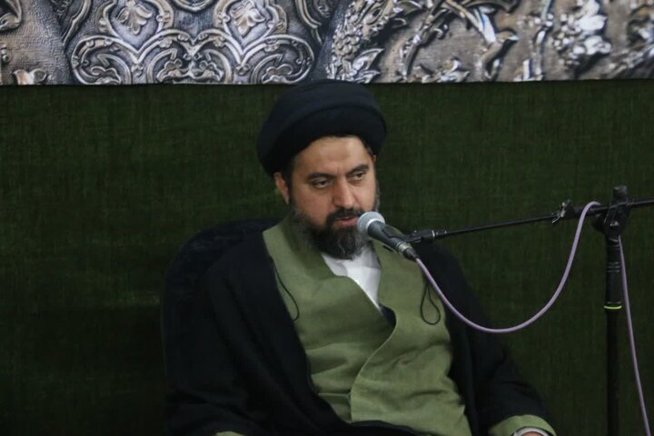 امامجمعه محمدشهر:اعتکاف فرصتی برای بازگشت به خویشتن و تمرین بندگی است