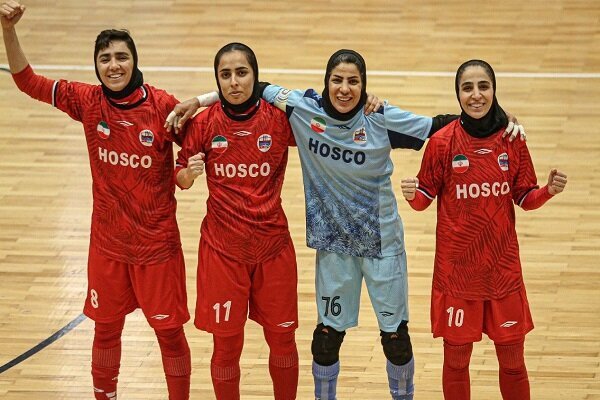 سرمربی فولاد: بازی با استقلال دیداری سخت و تماشایی خواهد بود