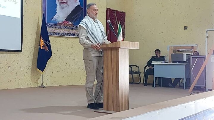 حاج قاسم سلیمانی فرمانده‌ای برای همه فصول و پناه مظلومان بود