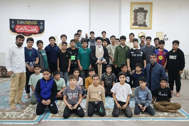 امامجمعه دیّر: اعتکاف فرصتی برای پالایش قلب و تقویت ارتباط با خدا است