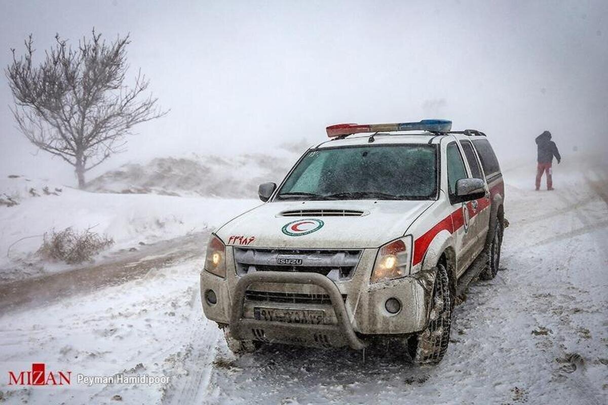 نجات ۲۶ مادر باردار و نوزاد از سوانح جوی توسط هلال احمر