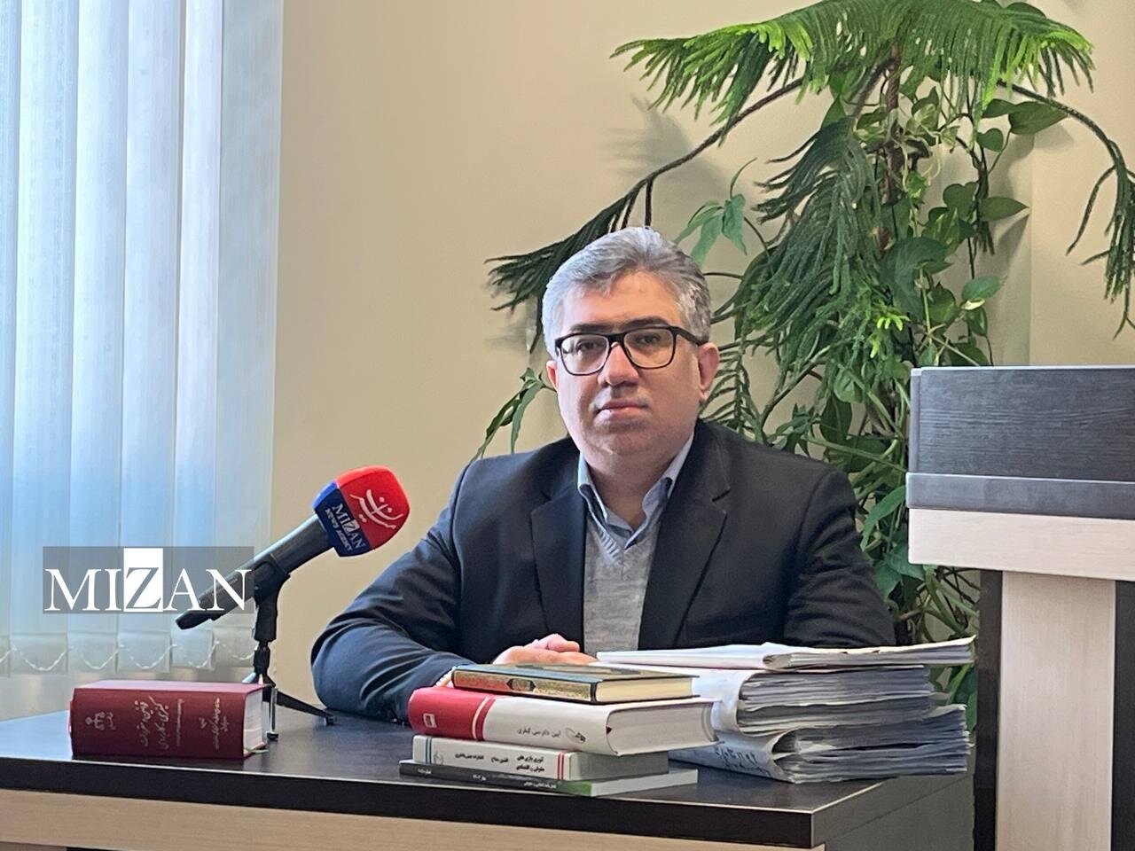 فروش حساب یا واگذاری شماره تلفن همراه برای اعمال مجرمانه پیگرد قضایی دارد/ شیوع کلاهبرداری در حوزه مهاجرت