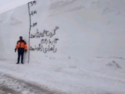 بارش ۵ متر برف در روستای گلهبادوش شهرستان الیگودرز + فیلم