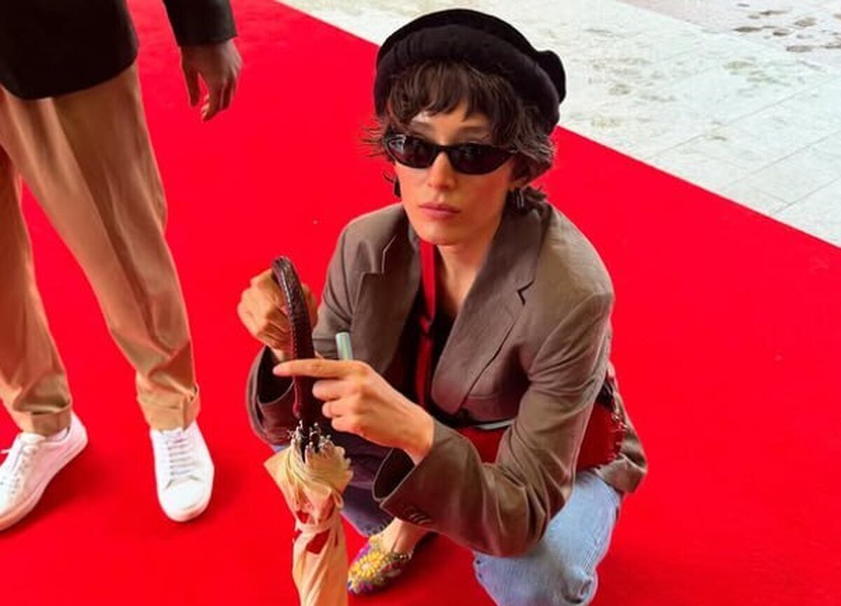 «فرشته حسینی» و نمکنشناسی به سبک اتباع سلبریتی؛ از بازیگر شدن در پناه امنیت ایران تا شیپور تبلیغاتی جنگ علیه ملت در کانادا!