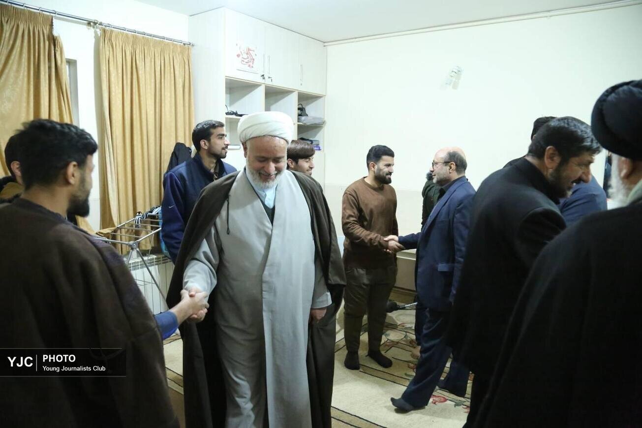 اعتکاف دانشجویی زمانی برای تجربه معنویت عمیق + تصاویر