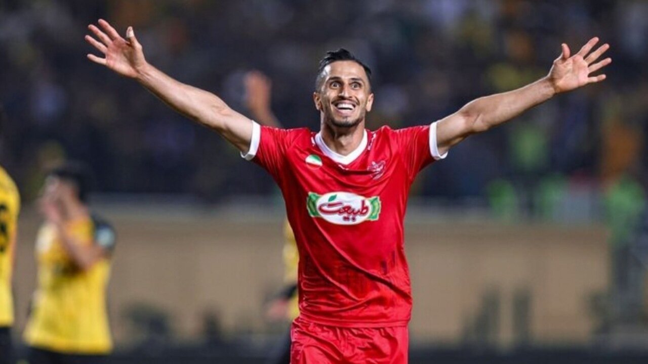 توافق پرسپولیس با علی علیپور؛ تمدید با افزایش چشمگیر قرارداد گلزن