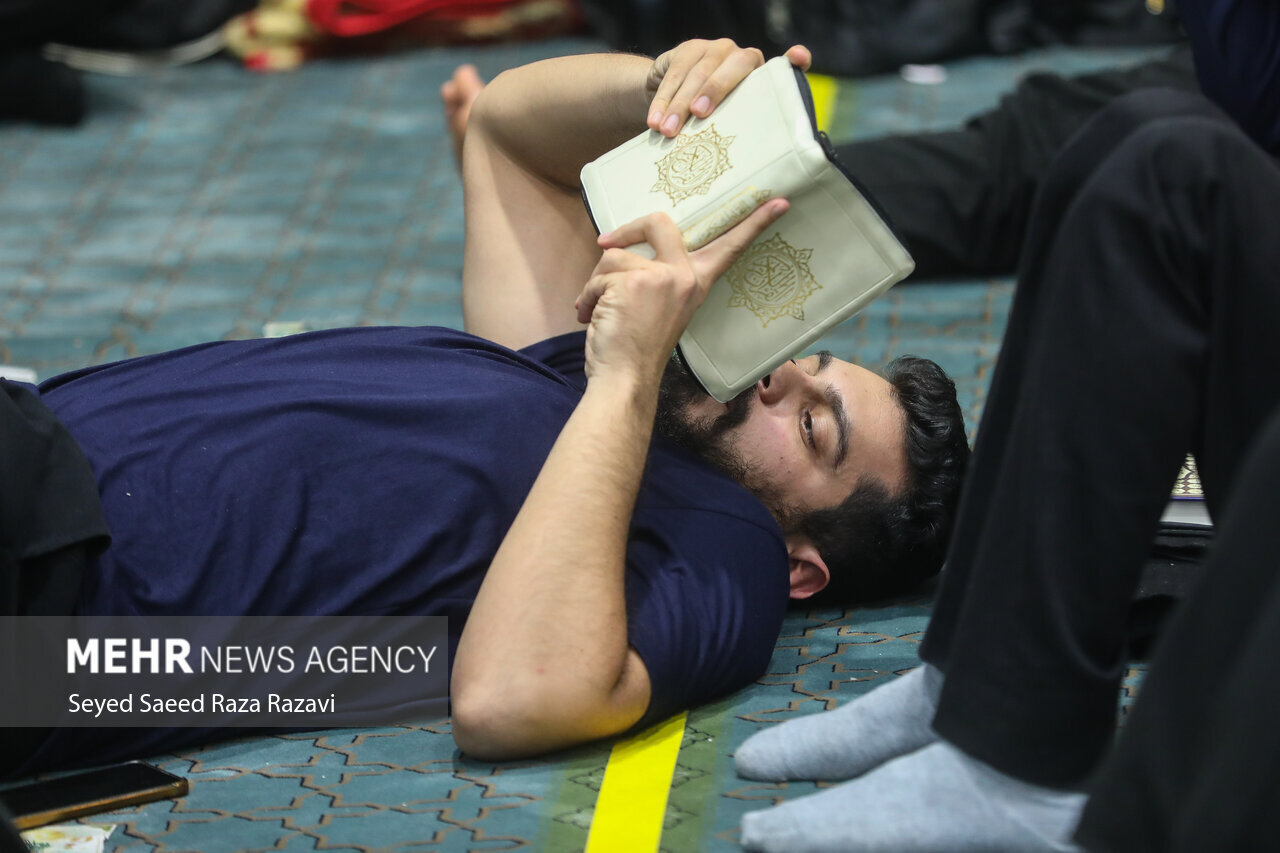 مراسم معنوی «ام‌داوود» در دانشگاه تهران