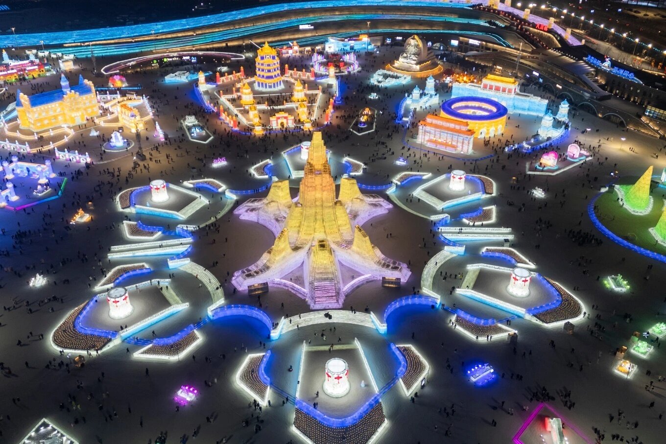 جشنواره سالانه یخ و برف هاربین در شمال چین