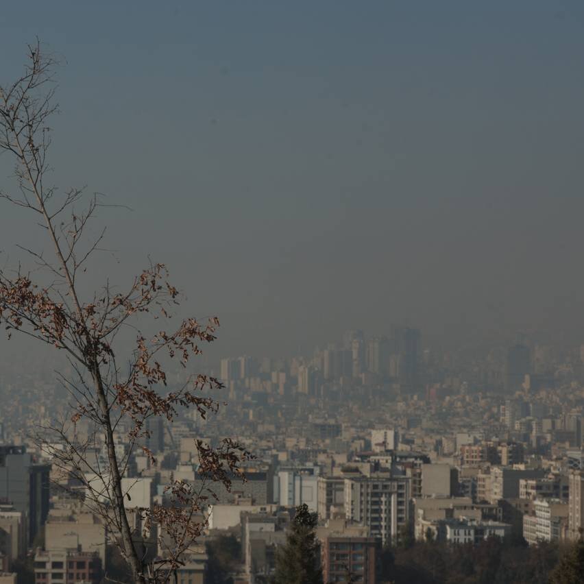 ماندگاری آلودگی هوا در پایتخت؛ شنبه بارانی میشود