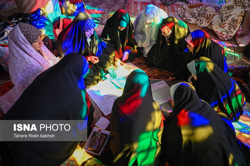 عکس/مراسم معنوی اعتکاف در مسجد نصیرالملک - شیراز