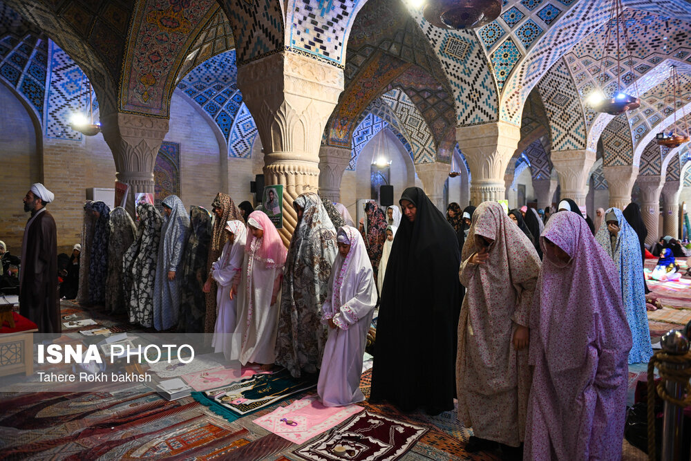 عکس/مراسم معنوی اعتکاف در مسجد نصیرالملک - شیراز