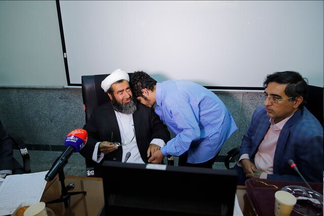 اخبار سیاسی۱۶دی؛ احتمال تغییر رقم کالابرگ/اعزام هیئت ویژه به ایلام