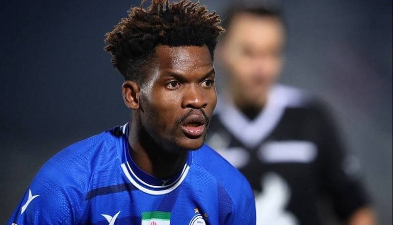 شوک به استقلال؛ قرارداد اندونگ از نظر فدراسیون فوتبال فسخ شده است