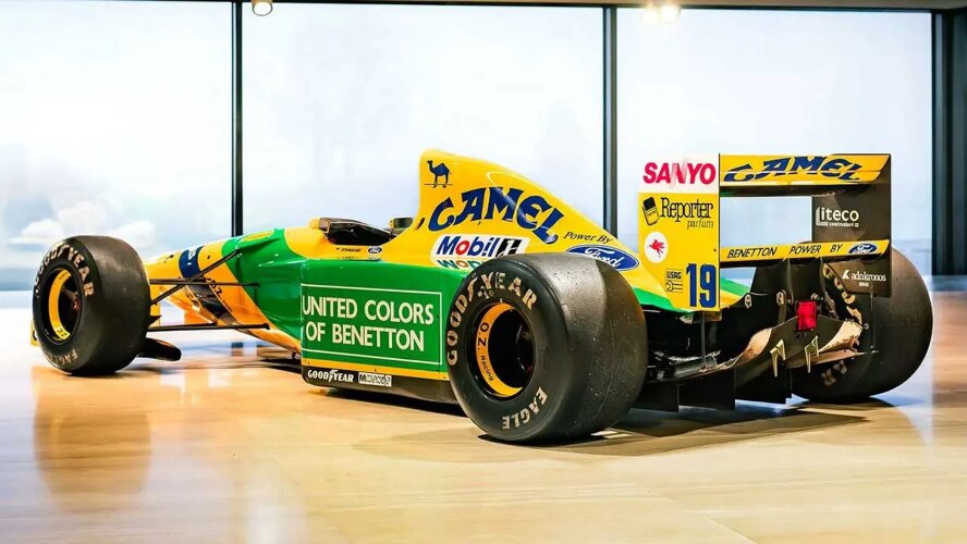 حراج خودروی اولین پیروزی مایکل شوماخر در فرمول یک با قیمت نجومی