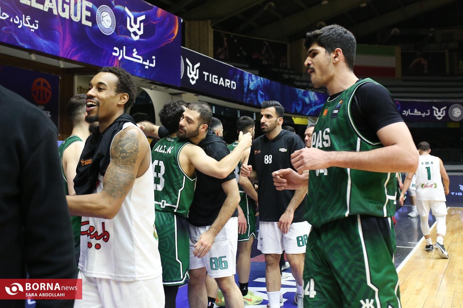 دیدار تیم‌های بسکتبال طبیعت ـ پاس کردستان